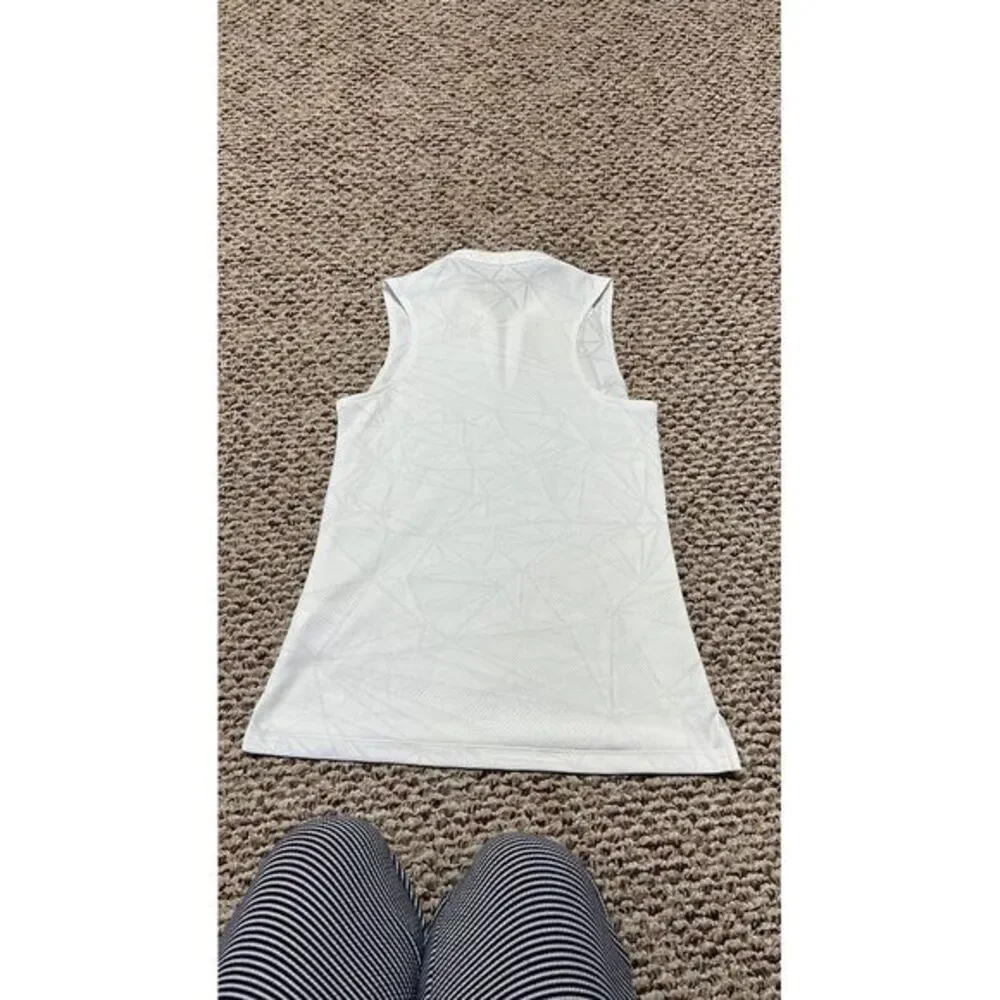 Nike‎